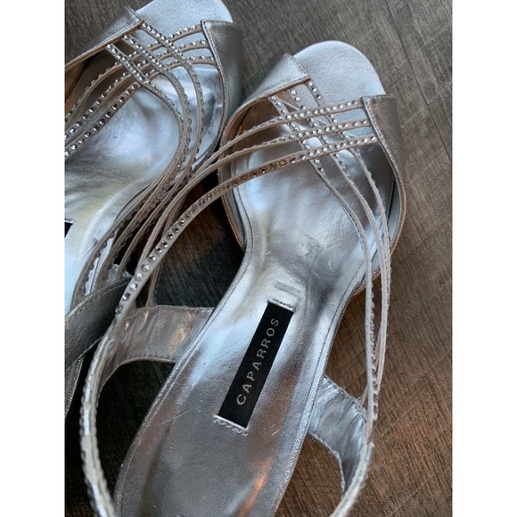 CAPARROS STRAPPY SLINGBACK SANDALS SILVER WEDDING FORMAL SHOES WOMENS SIZE 7 - Picture 3 of 10